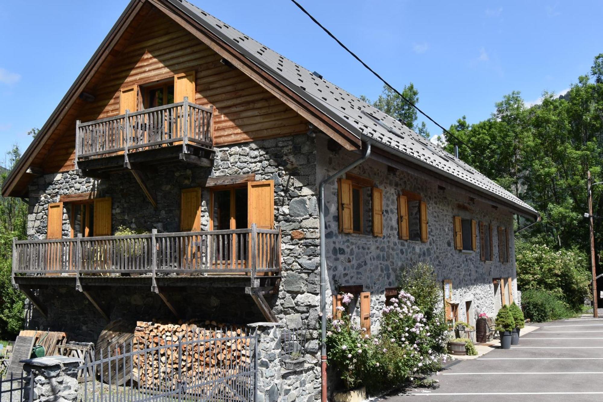 Bed and Breakfast La Clé des Bois Le Bourg-dʼOisans Esterno foto