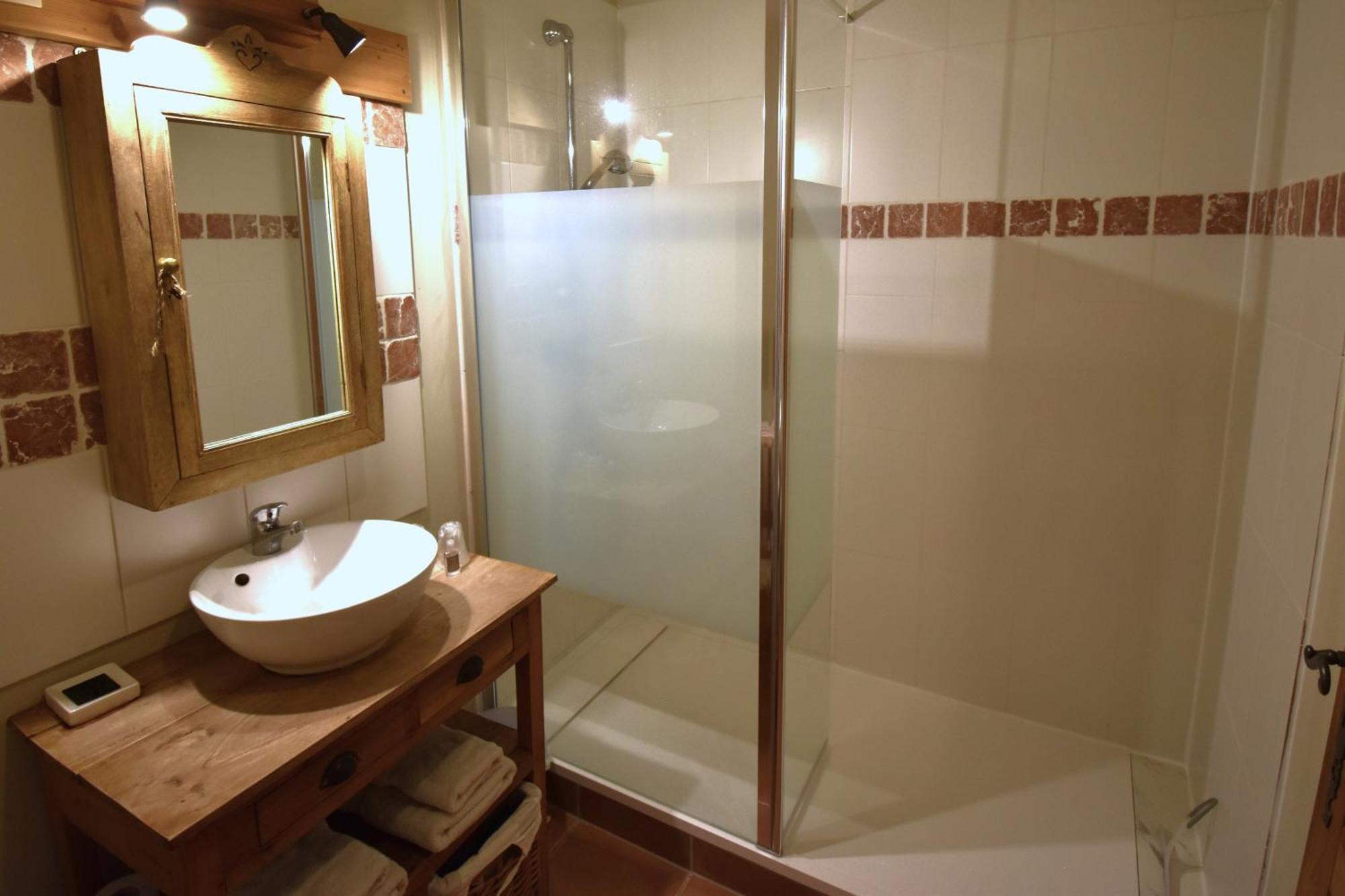 Bed and Breakfast La Clé des Bois Le Bourg-dʼOisans Esterno foto
